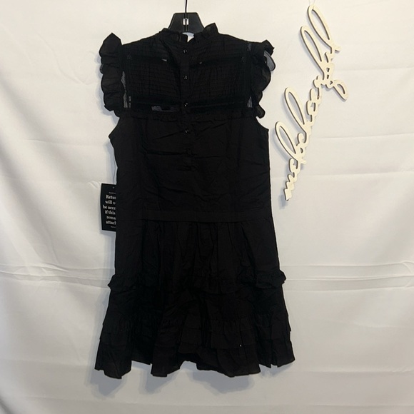 POMANDER PLACE

Black Cecilia Ruffle Dress - Picture 8 of 11